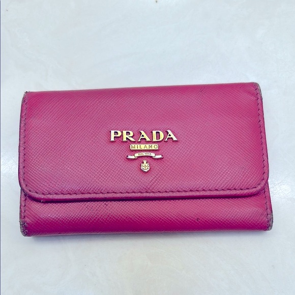 Prada hot Pink key holder - Picture 1 of 5